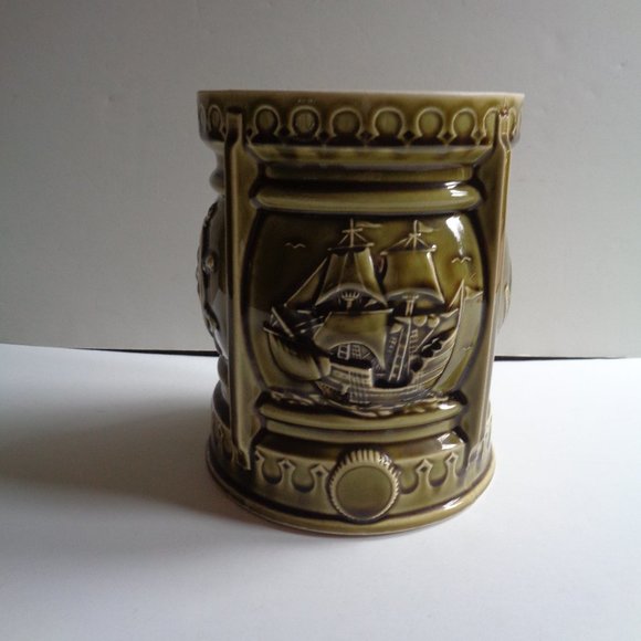 Mid-Century Green Ceramic Nautical Cachepot Vase